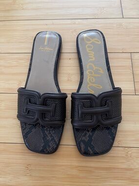 Women Chic Sam Edelman Dark Brown Slide Mules with Snake-Print Footbed 7.5